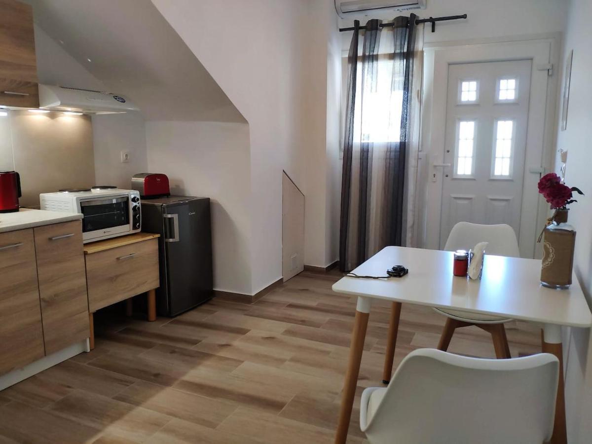 Neva Apartments By The Beach Makriyialós Ngoại thất bức ảnh