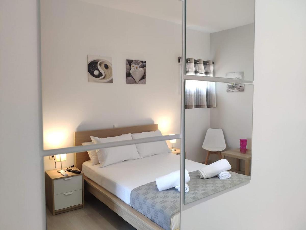 Neva Apartments By The Beach Makriyialós Ngoại thất bức ảnh